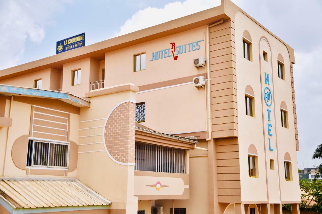 Hôtel La Couronne RW Yaoundé Exterior foto